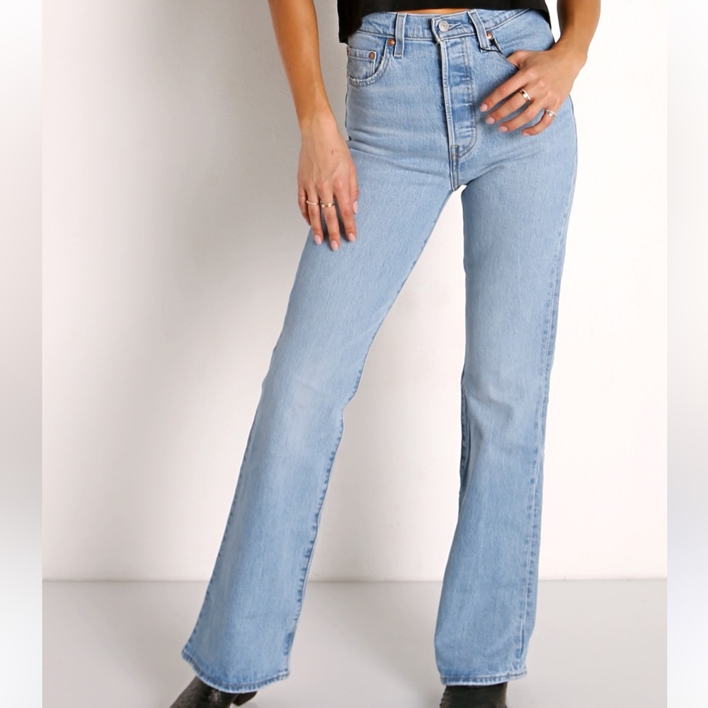 Levi ribcage bootcut jeans